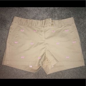 Embroidered Vineyard Vines shorts -Size 8